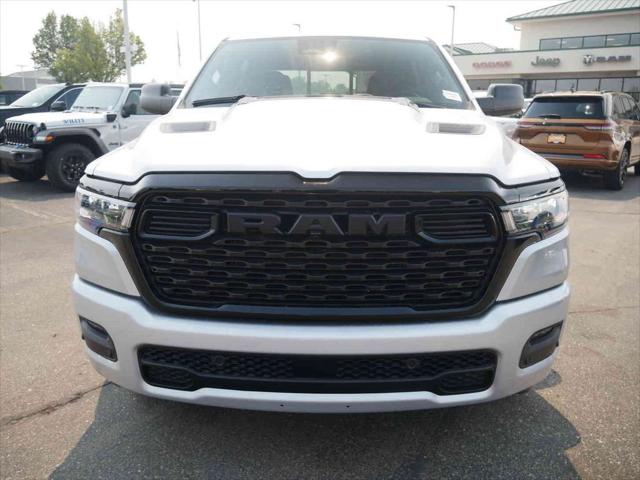 2026 RAM 1500 RAM 1500 EXPRESS CREW CAB 4X4 57 BOX