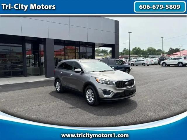 2017 Kia Sorento 3.3L LX for sale in Somerset, KY