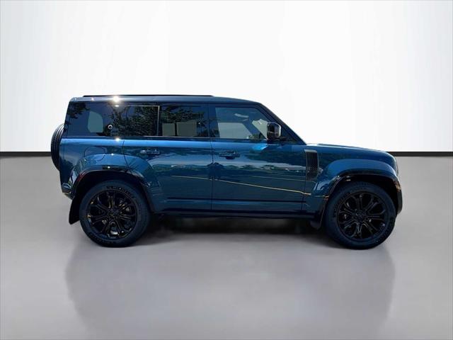 2026 Land Rover Defender P635 OCTA