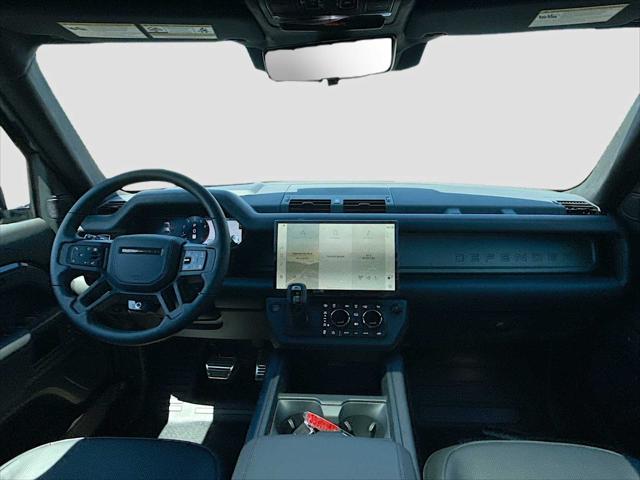 2026 Land Rover Defender P635 OCTA