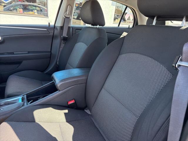 2012 Chevrolet Malibu 1LT