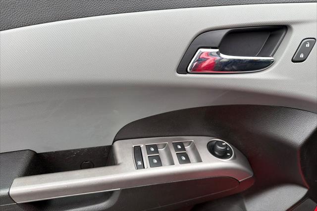 2020 Chevrolet Sonic FWD Sedan Premier