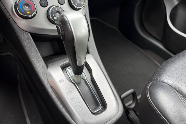 2020 Chevrolet Sonic FWD Sedan Premier