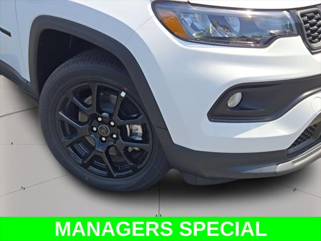 2026 Jeep Compass Latitude Altitude