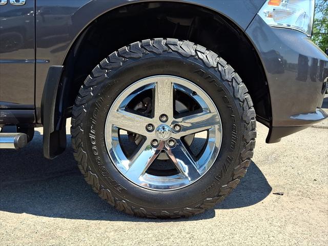 2017 Ram 1500 Express Quad Cab 4x4 6'4" Box