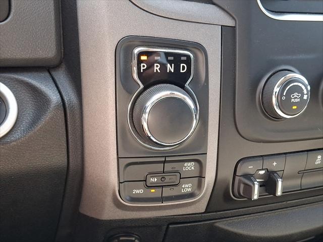 2017 Ram 1500 Express Quad Cab 4x4 6'4" Box
