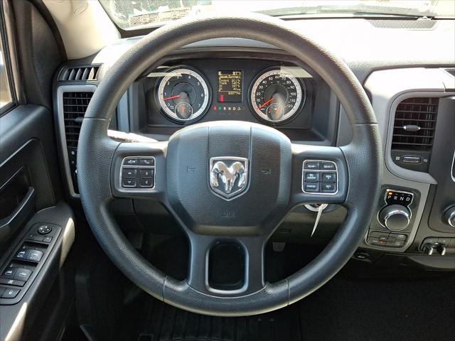 2017 Ram 1500 Express Quad Cab 4x4 6'4" Box