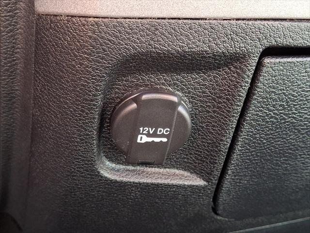 2017 Ram 1500 Express Quad Cab 4x4 6'4" Box