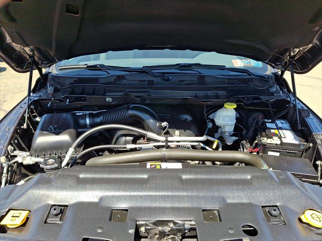 2017 Ram 1500 Express Quad Cab 4x4 6'4" Box