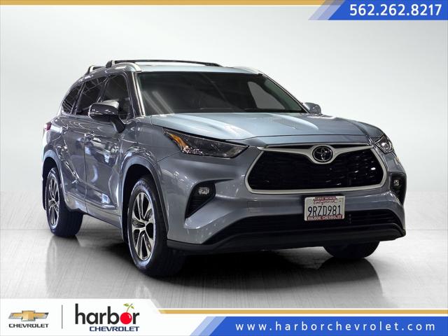 2022 Toyota Highlander XLE for sale in Long Beach, CA