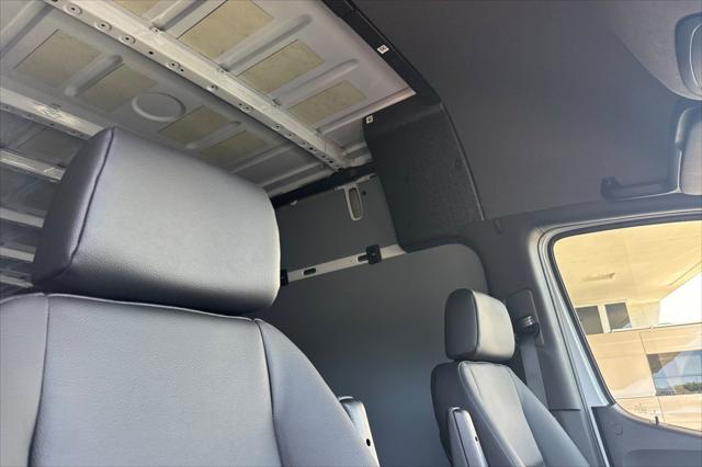 2026 Mercedes-Benz Sprinter 2500 High Roof