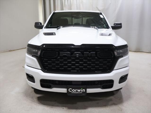2026 RAM Ram 1500 RAM 1500 EXPRESS CREW CAB 4X4 57 BOX