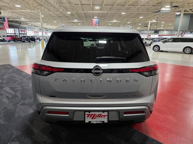 2023 Nissan Pathfinder SL 4WD