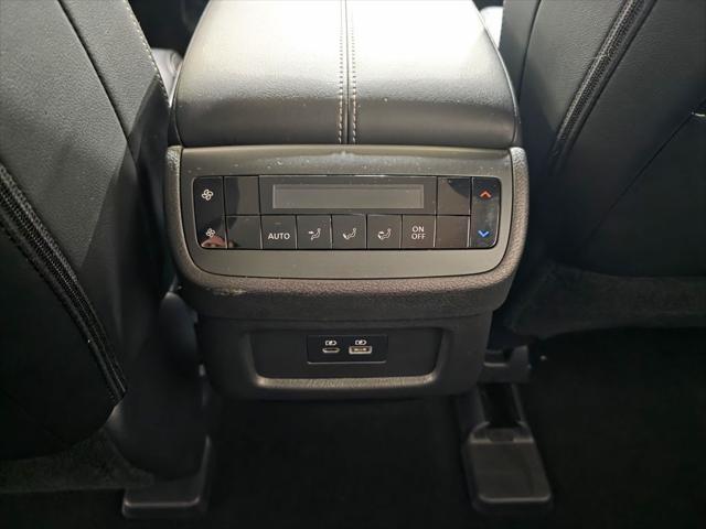 2023 Nissan Pathfinder SL 4WD