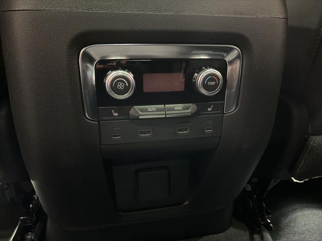 2026 GMC Yukon 4WD AT4