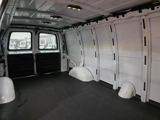 2026 GMC Savana Cargo 3500 Extended Wheelbase, Work Van, RWD
