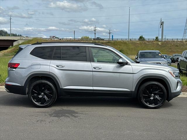 2026 Volkswagen Atlas SE with Technology