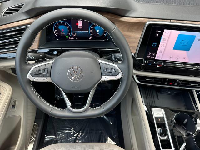 2026 Volkswagen Atlas SE with Technology