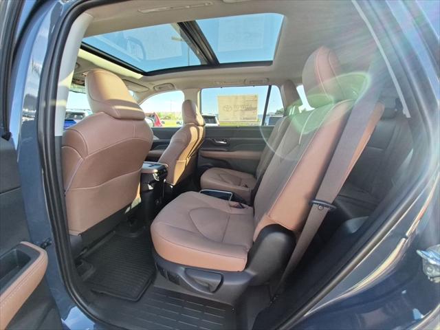 2026 Toyota Grand Highlander Platinum