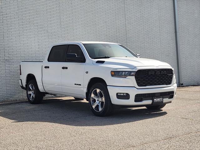 2026 RAM 1500 RAM 1500 EXPRESS CREW CAB 4X2 57 BOX
