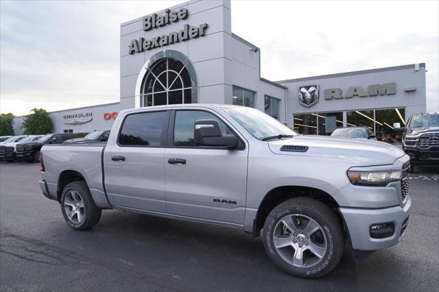 2026 RAM Ram 1500 RAM 1500 EXPRESS CREW CAB 4X4 57 BOX 2026 RAM Ram 1500 RAM 1500 EXPRESS CREW CAB 4X4 57 BOX