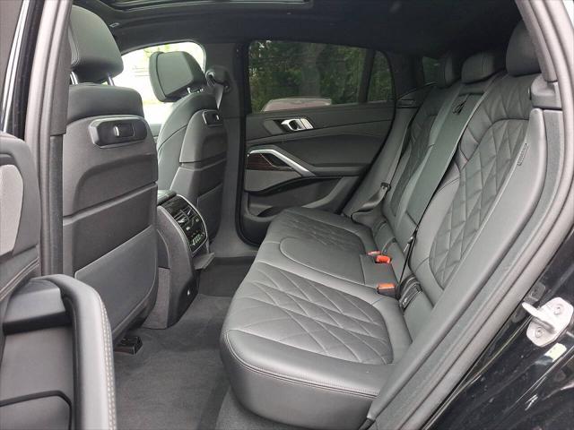 2025 BMW X6 xDrive40i