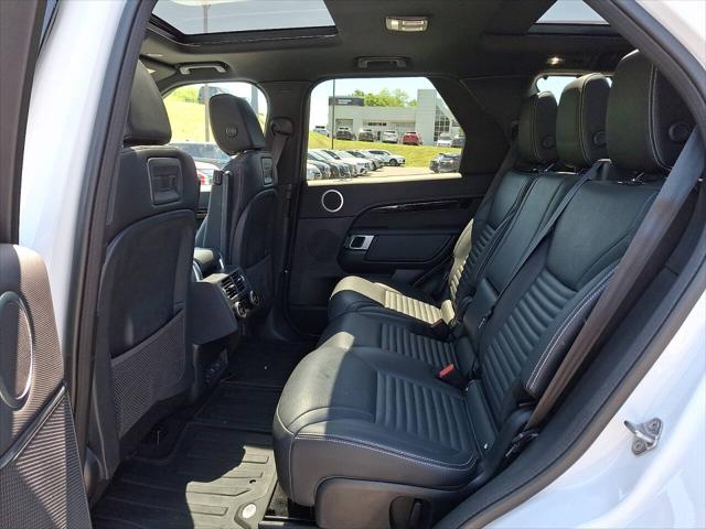 2023 Land Rover Discovery P300 S R-Dynamic