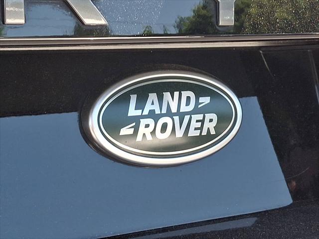 2023 Land Rover Discovery P300 S R-Dynamic