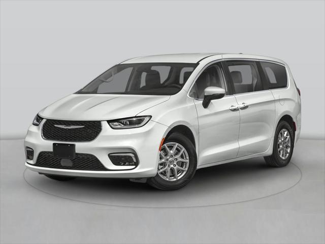 2023 Chrysler Pacifica Touring L's photo
