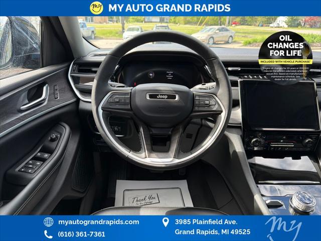 2023 Jeep Grand Cherokee L Limited 4x4
