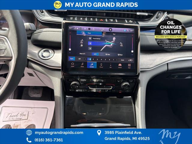 2023 Jeep Grand Cherokee L Limited 4x4