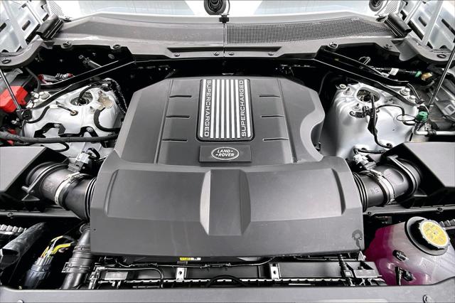 2026 Land Rover Defender P525 V8