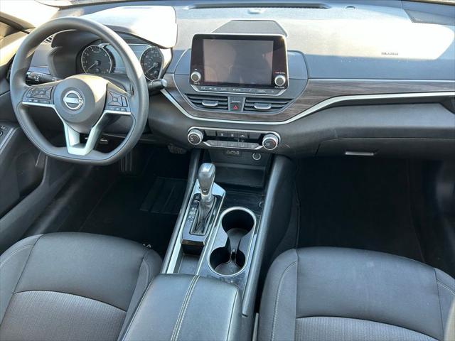 2024 Nissan Altima SV FWD