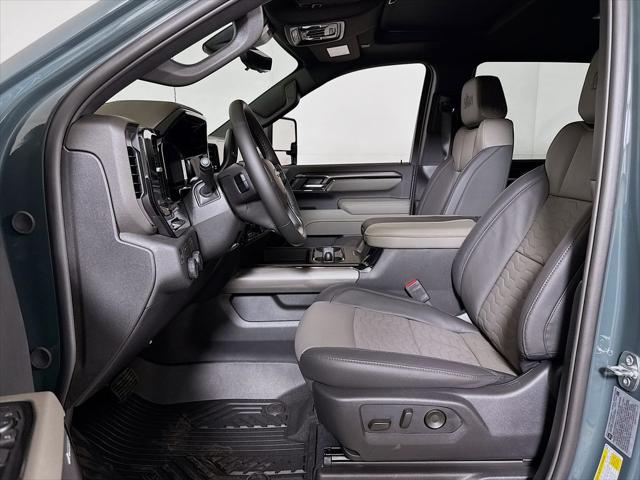 2026 Chevrolet Silverado 2500HD Crew Cab, Standard Bed, XR2, 4WD