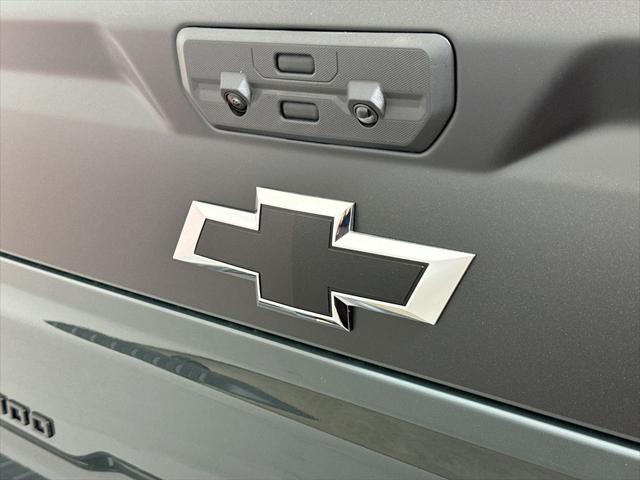 2026 Chevrolet Silverado 2500HD Crew Cab, Standard Bed, XR2, 4WD