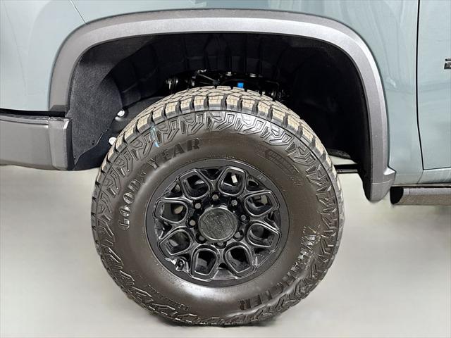 2026 Chevrolet Silverado 2500HD Crew Cab, Standard Bed, XR2, 4WD
