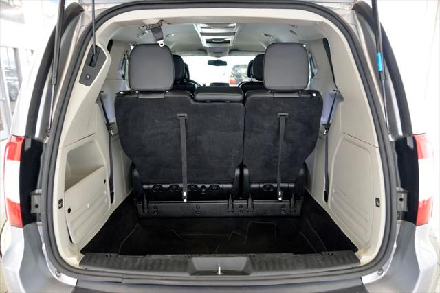 2015 Chrysler Town & Country Touring