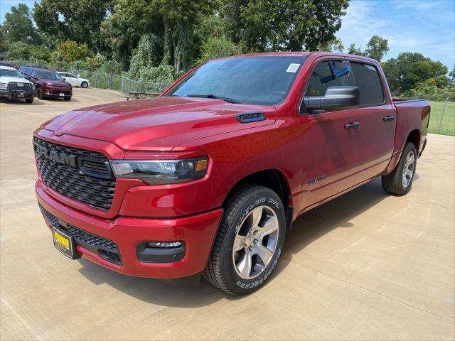 2026 RAM 1500 RAM 1500 EXPRESS CREW CAB 4X2 57 BOX
