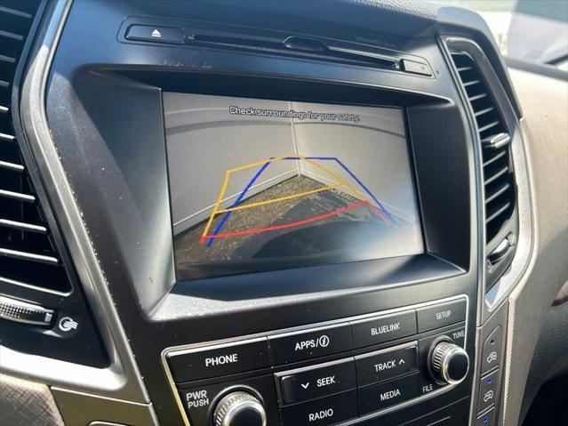 2018 Hyundai Santa Fe SE