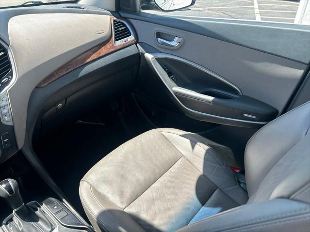 2018 Hyundai Santa Fe SE