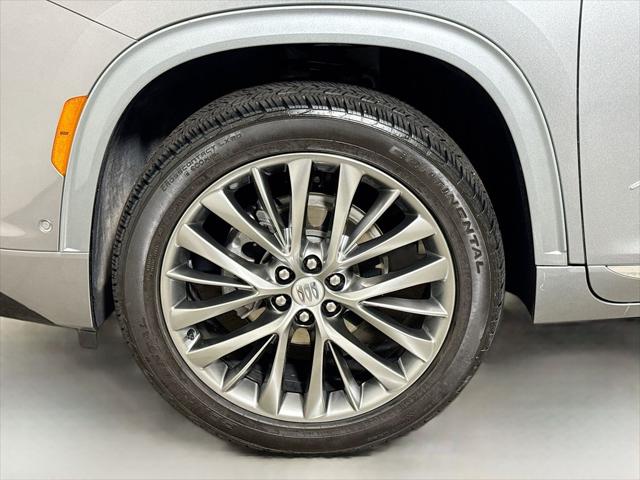 2025 Buick Enclave Avenir FWD