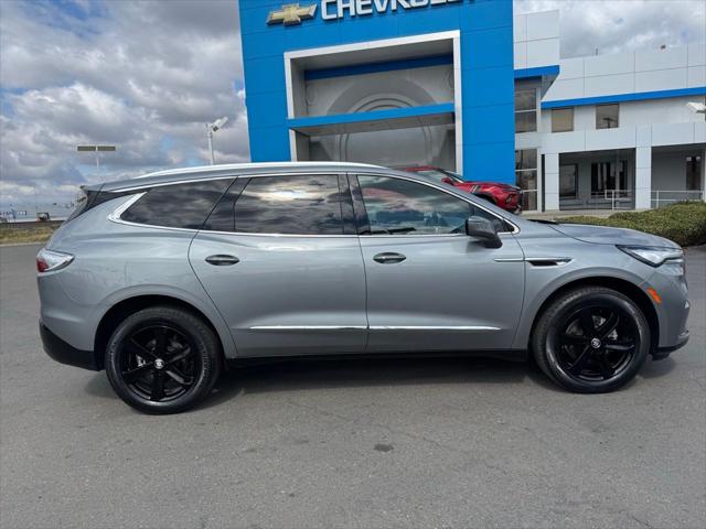 2023 Buick Enclave Essence FWD