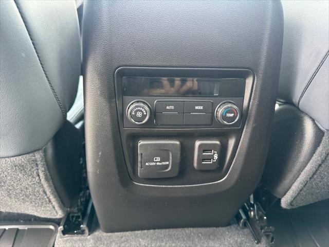 2023 Buick Enclave Essence FWD
