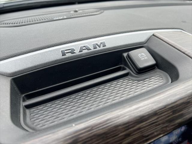 2020 Ram 1500 Laramie Crew Cab 4x4 5'7" Box