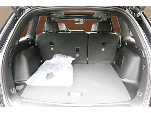 2026 Jeep Grand Cherokee Limited 4x2
