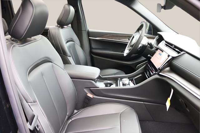 2026 Jeep Grand Cherokee Limited 4x2