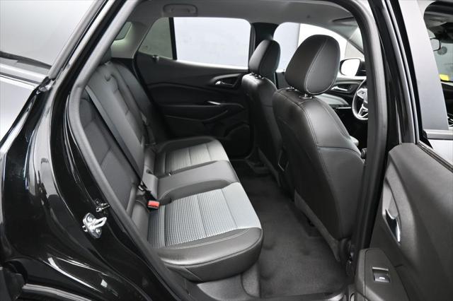 2025 Chevrolet Trax FWD LT