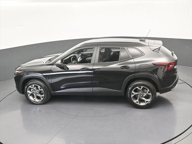 2025 Chevrolet Trax FWD LT