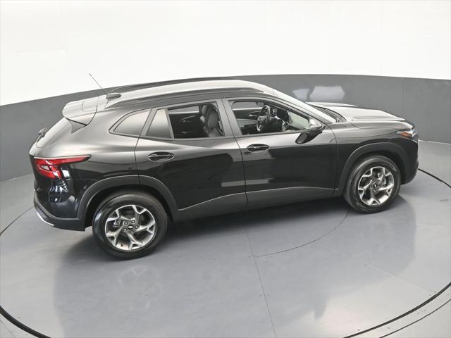2025 Chevrolet Trax FWD LT