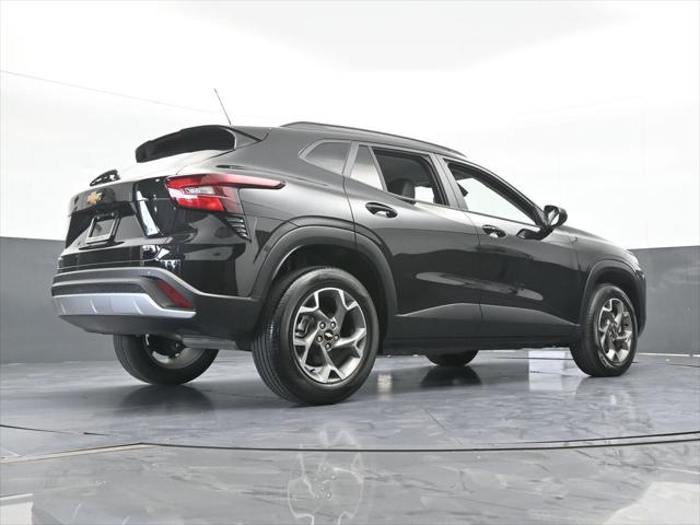 2025 Chevrolet Trax FWD LT